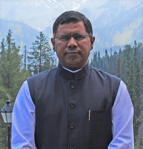  Vinit Chhabra, General Manager, The Khyber Himalayan Resort & Spa, Gulmarg