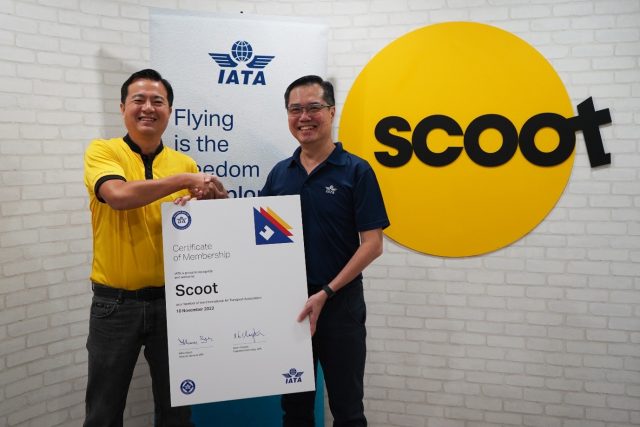 Leslie Thng, CEO, Scoot & Mr Philip Goh, IATA Regional Vice President, Asia Pacific