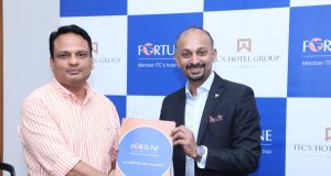 L-R: Rajan Bedi and Samir MC, Managing Director, Fortune Hotels