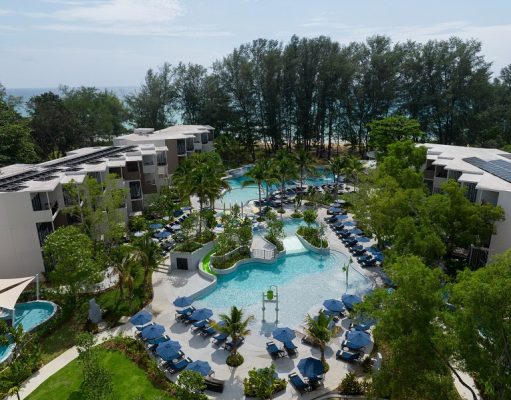 Le Méridien Phuket Mai Khao Beach Resort Main Pool