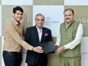 Anil Chadha, Chief Executive, ITC Hotels with Piyush Aggarwal, Director, Alokik Ganga