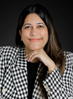 Yasmin Ikrami, Founder & CEO, JourneyLabel