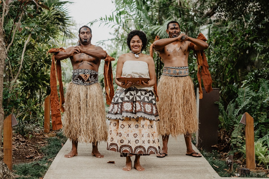 Kama Catch Me Off The Beaten Track Weddings. Cultural wedding entourage. Royal Davui Resort (Beqa)