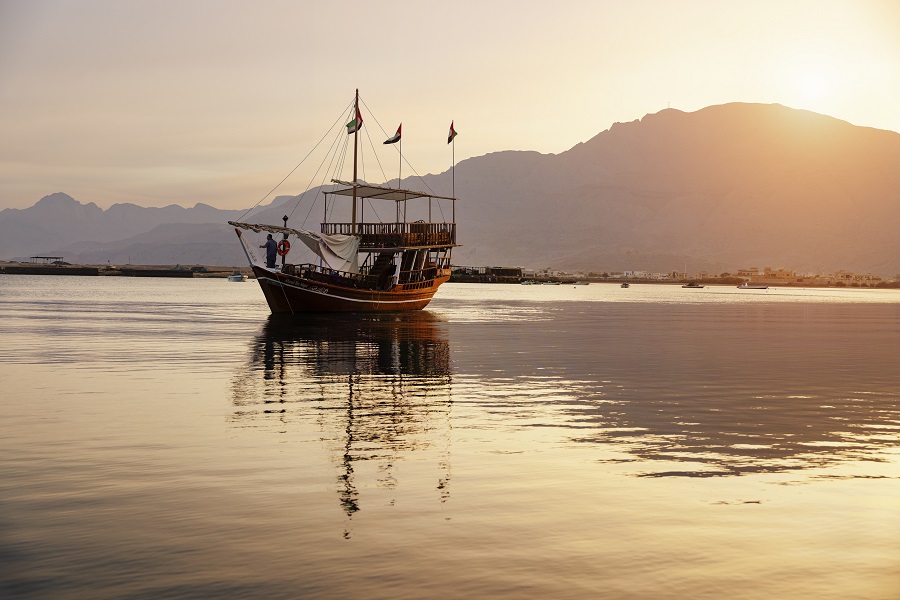 Suwaidi Pearl Farm traditional boat (2)