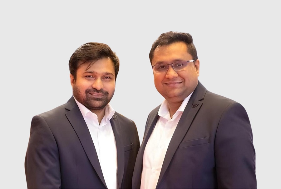 TripXL Founders Sashi Kant Agarwal and Nishi Kant Agarwal