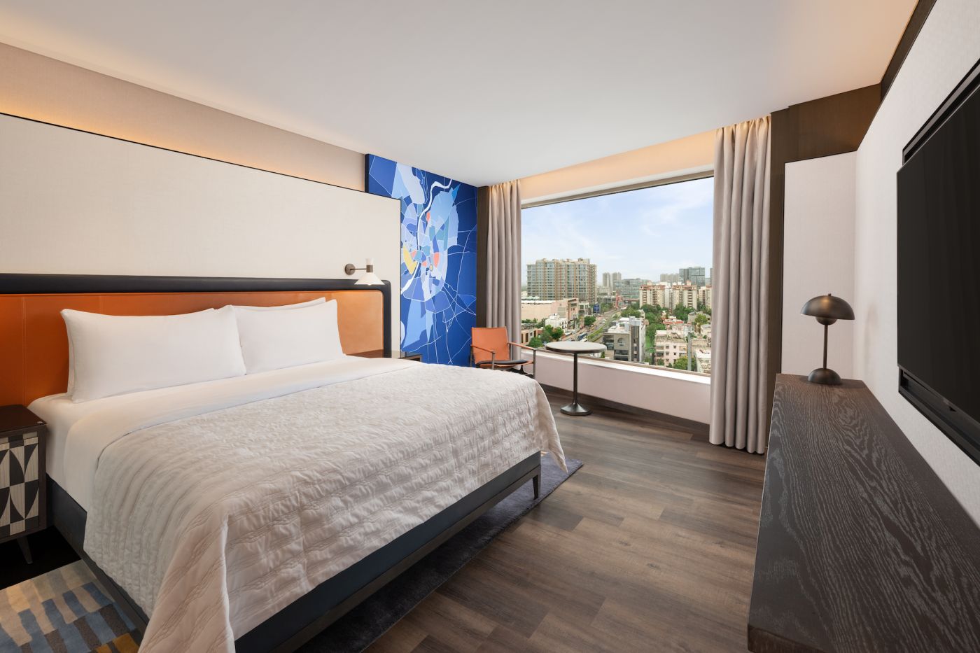 Le Méridien Ahmedabad Signature_Suite_Bedroom (1)