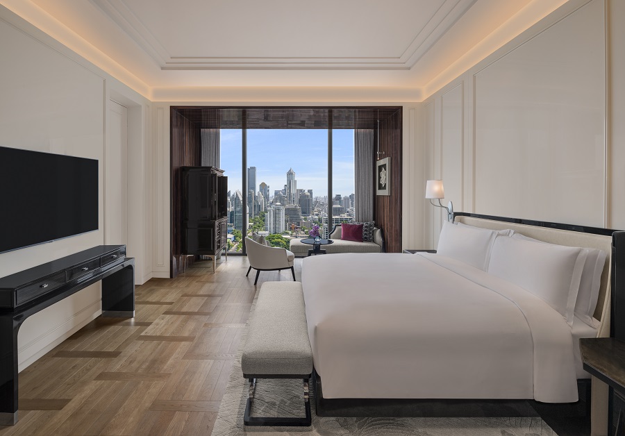 The Ritz Carlton Suite